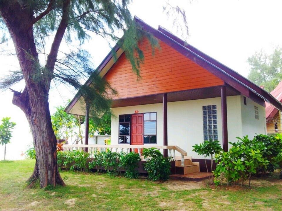 Klongdao Beach Resort Ko Lanta Exterior foto