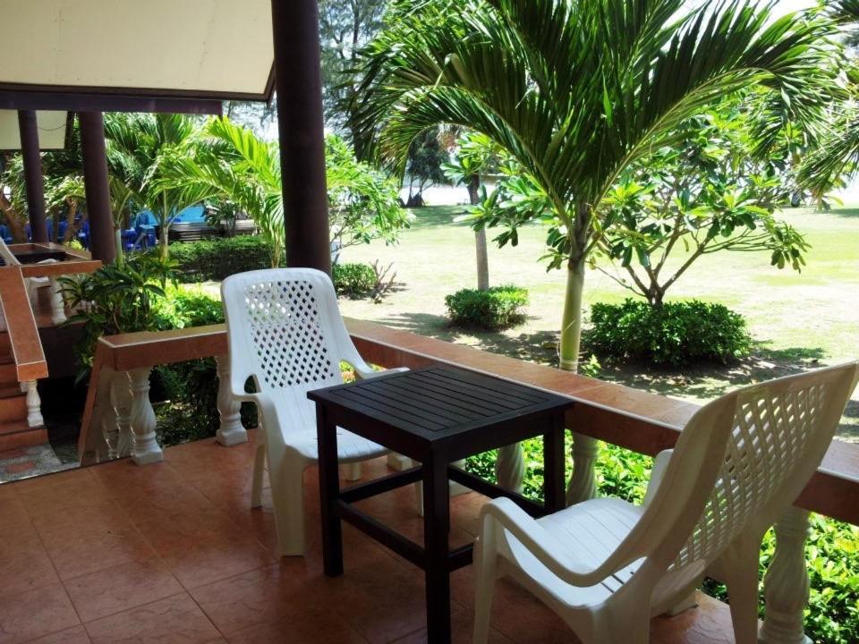 Klongdao Beach Resort Ko Lanta Exterior foto