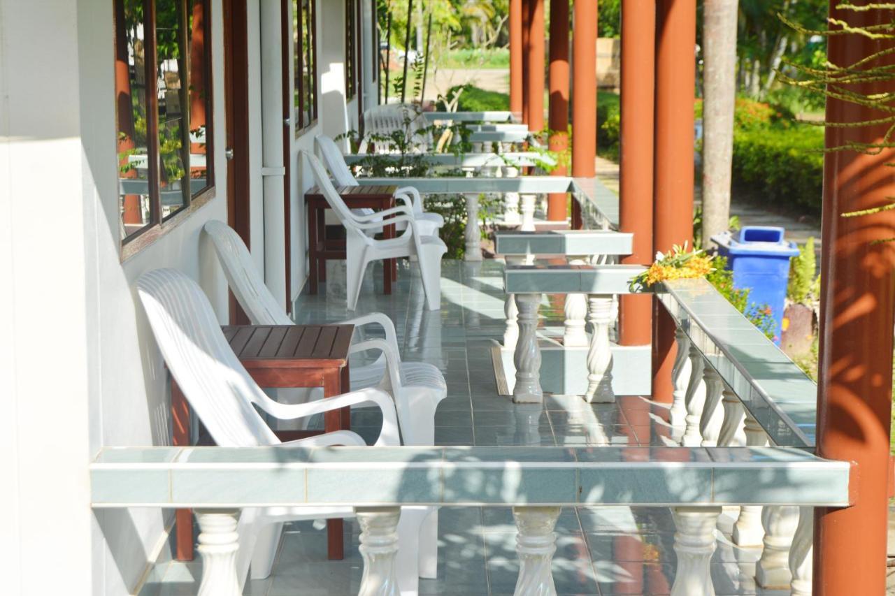 Klongdao Beach Resort Ko Lanta Exterior foto